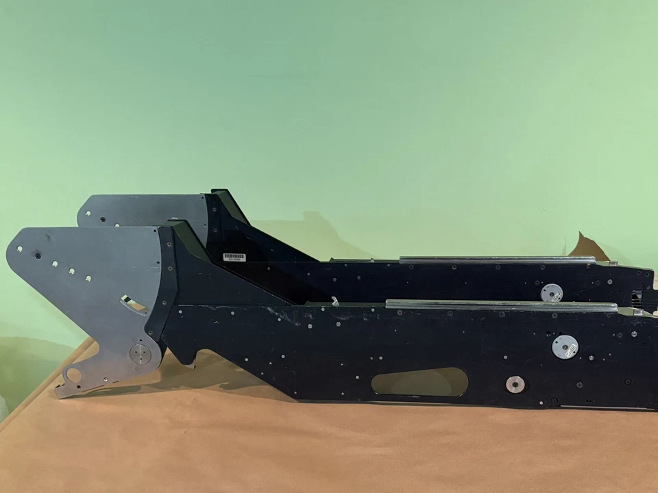 Universal Instruments 44mm Green Feeder 49680801 Electric GSM Advantis - Image 4 of 4