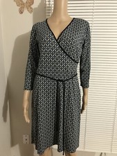 ANN TAYLOR LOFT Casual Dress Size 8 Multicolor Women's Multicolor V-Neck 