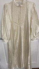 Vanity Fair Vintage Polyester Blend Small Long Robe Retro Grannycore