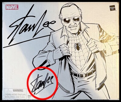 New 2007 Stan Lee Autographed Signed Marvel Legends SDCC Exclusive