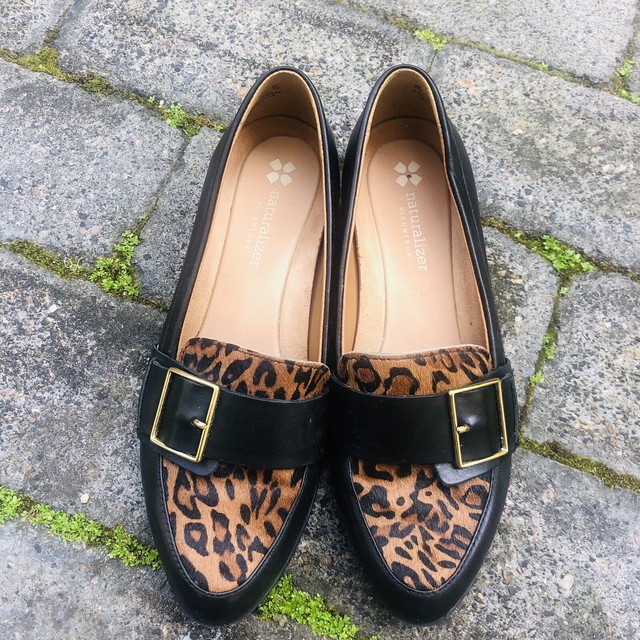 naturalizer leopard shoes