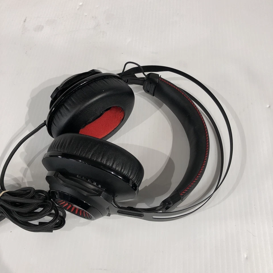 HyperX Cloud II Wireless Gaming Headset, Black and Red - Image 4 of 4