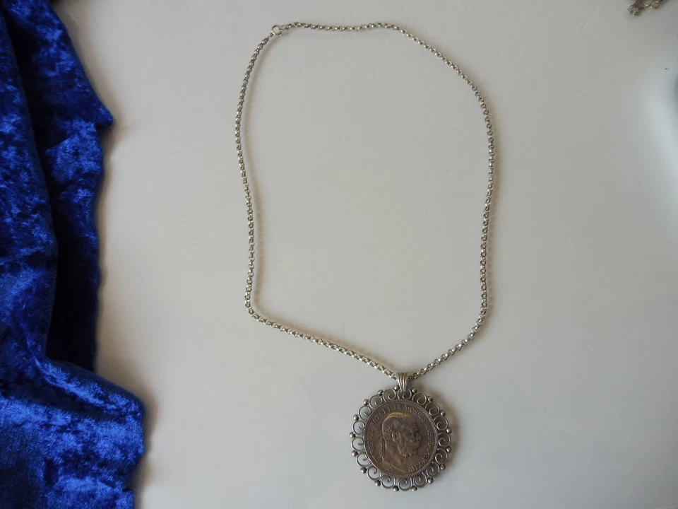 schöne,alte Kette_mit Münz-Anhänger__5 Krona 1908__Silber__Medaillon  ! - Bild 2 von 4