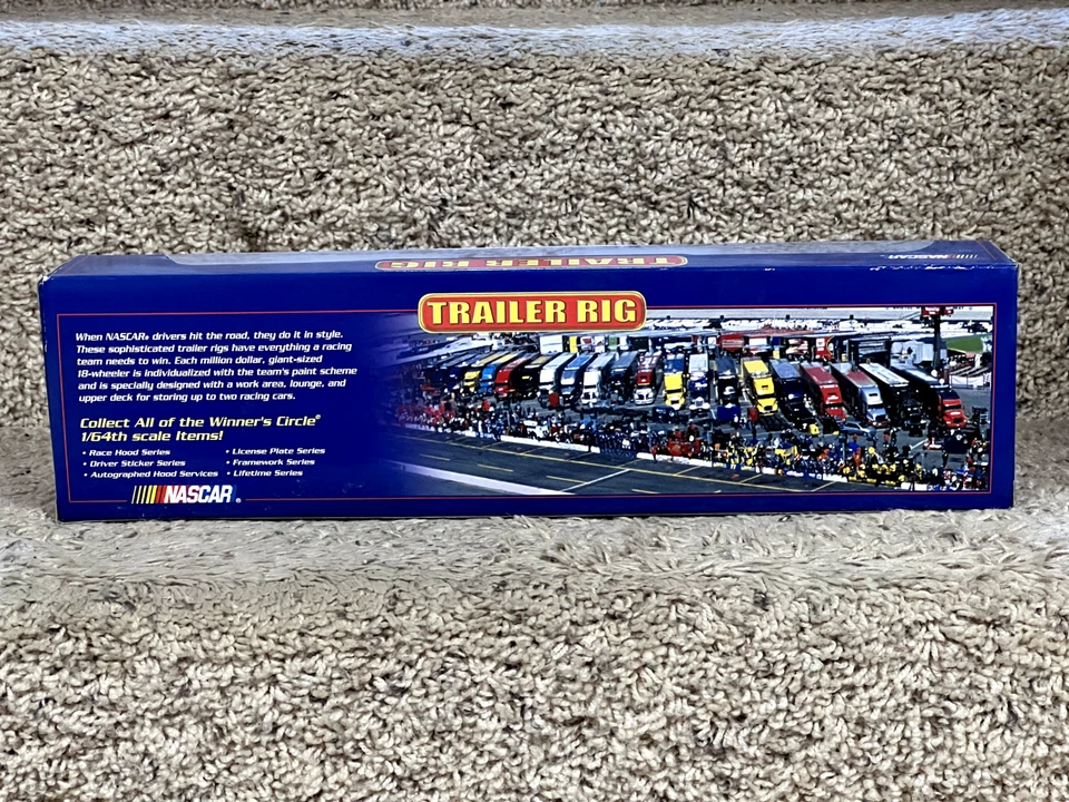 Plataforma de remolque Winners Circle Dale Jarrett 2002 UPS #88 Muppets  Foto 4 de 4