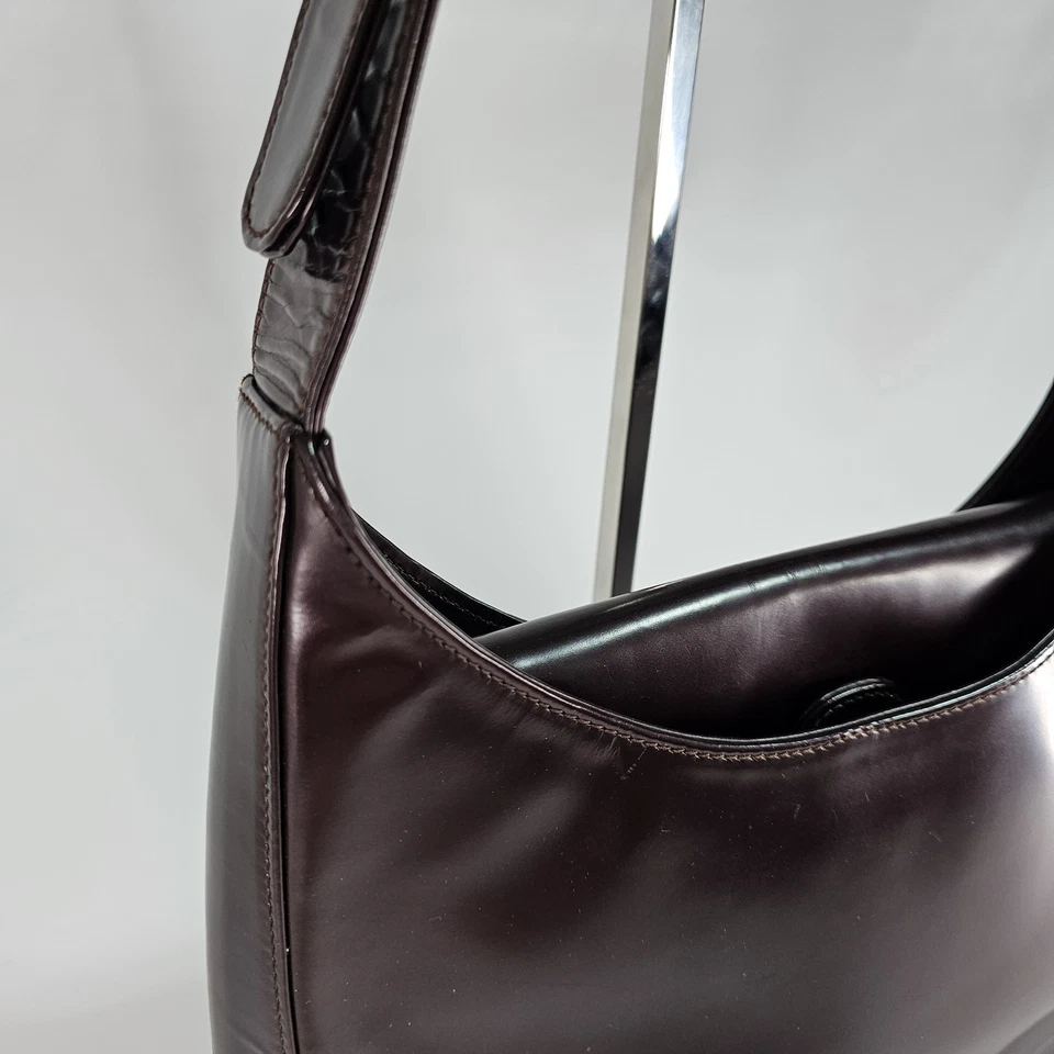 Bolso de Hombro de Cuero Nina Ricci Granate Correa Ajustable Media Luna Hecho en Italia Foto 4 de 4