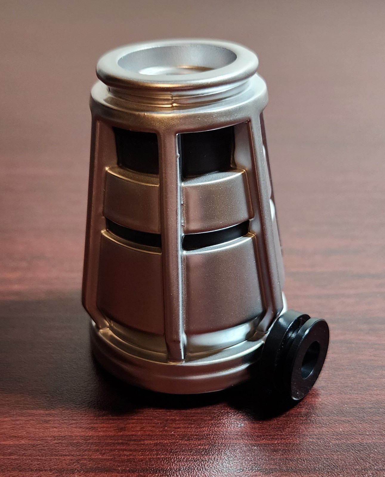 Star Wars Galaxy Edge Savi Peace Justice Lightsaber Metal Endcap