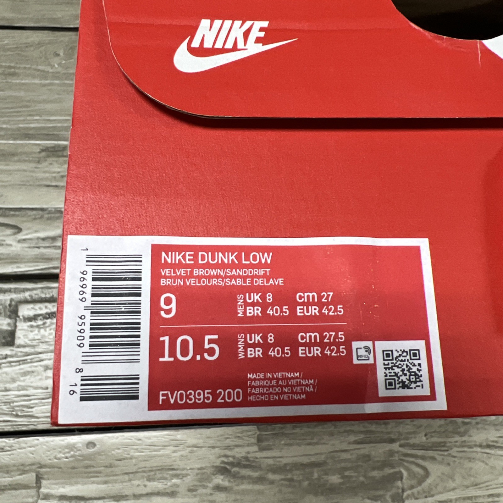 Size 9 - Nike Dunk Low Red Panda thumbnail 9