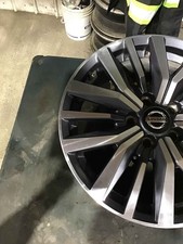 Used Wheel fits: 2021 Nissan Kicks 17x6-1/2 alloy 15 spoke Grade A