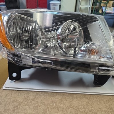 2011-2013 Jeep Grand Cherokee Left+Right Halogen Headlights assembly 