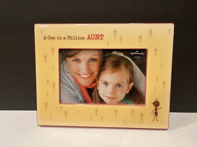 Hallmark 4x6 Frame- One In A Million Aunt- NWT