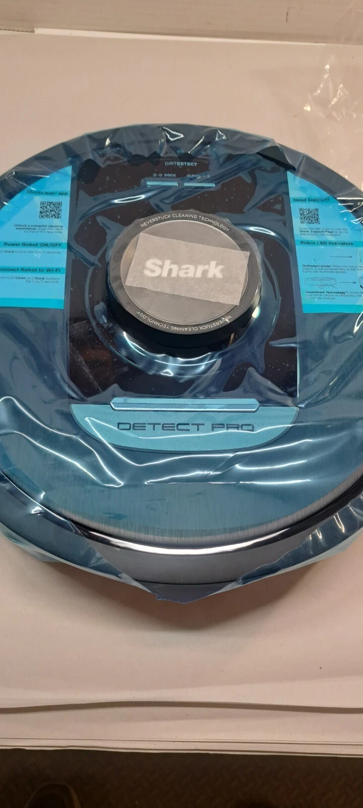 Shark PowerDetect Self-Empty Robot Vacuum with NeverStuck Technology AV2820XEUS