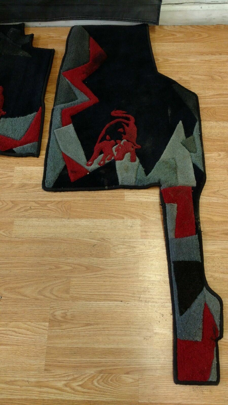 LAMBORGHINI MURCIELAGO DRIVER PASSENGER RED BLACK GRAY CARPETS OEM 