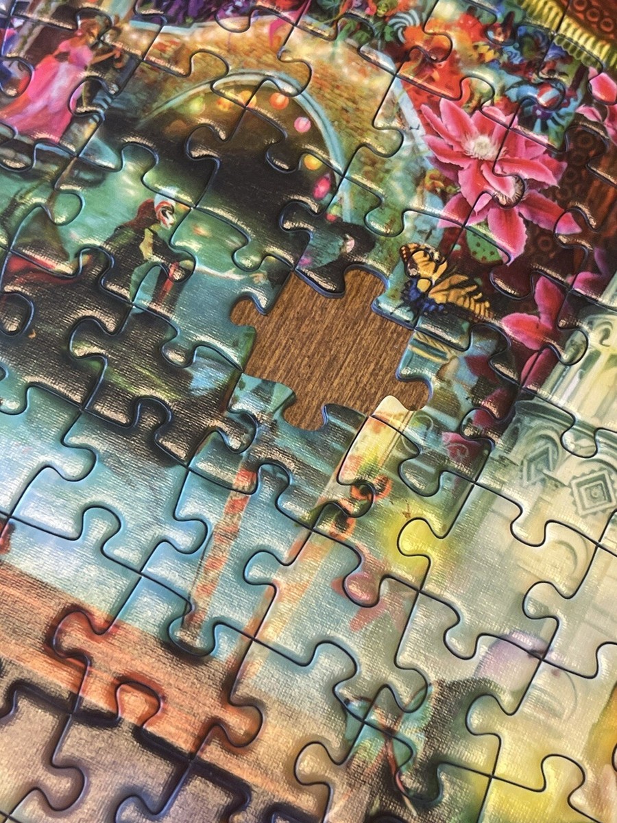 Ravensburger “World of Books” 2000 Piece Jigsaw Puzzle