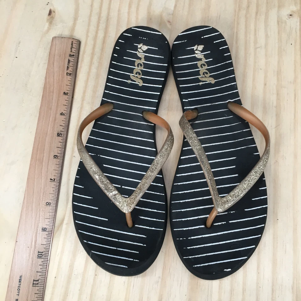 Женские повседневные тапочки-шлепанцы Reef 11 на плоской подошве блестящие комфортные золотистые без шнуровки - Изображение 4 из 4