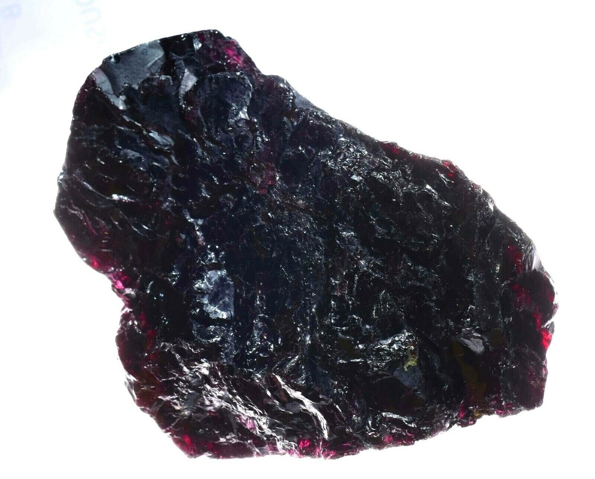 RARE ! RUBIS ROUGE POURPRE ETOILE DE GUINEE DE 12,18 CARATS