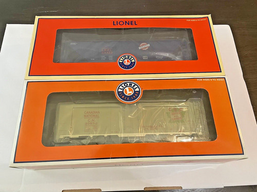 Tolva de cuatro bahías Lionel 6-26413 LRRC 2008 y refrigerador canadiense calibre O 6-17337 | Condition: New
