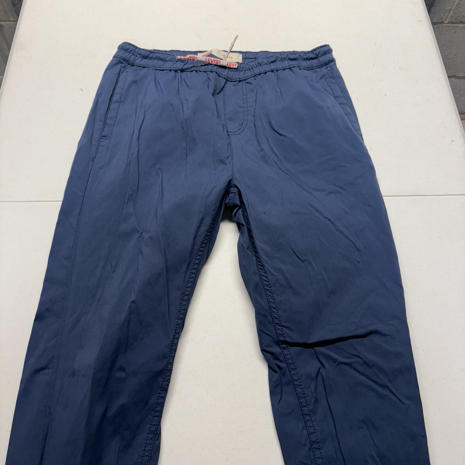 Levis Jogger Men 28x28 Elastic Drawstring Tapered Polyester Sweatpants thumbnail 3