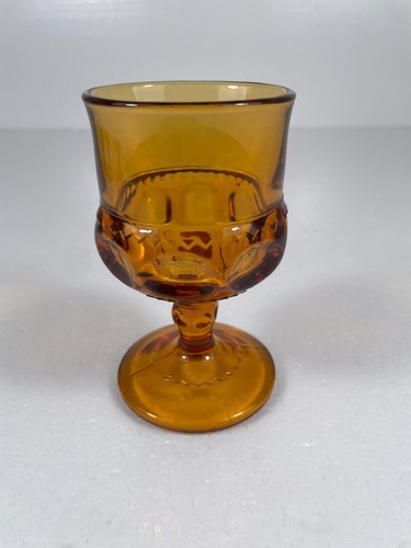 Vintage Indiana Glass Kings Crown Thumbprint Amber Wine Goblets Glasses Set of 4 - Picture 3 of 11