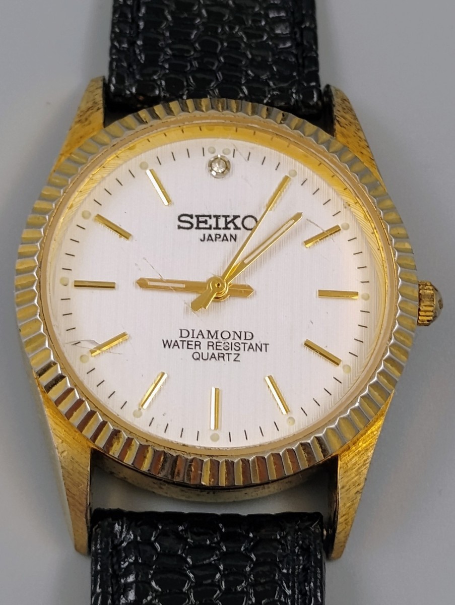 Vintage Seiko Diamond Accent Quartz Dress Watch with Leather Running View 2