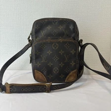 LOUIS VUITTON Amazon Monogram Shoulder Bag