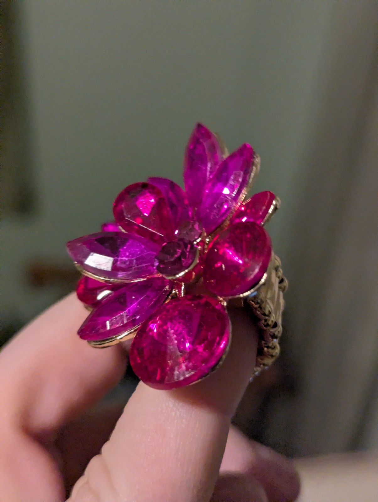 Fuchsia stretch Ring - image 9