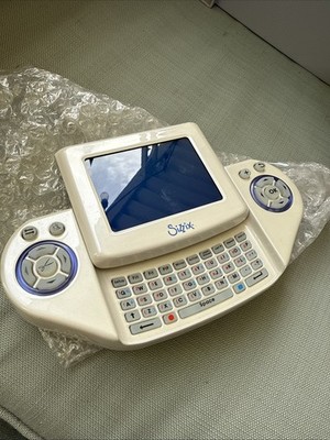 Sizzix EC-R1200 Eclips Electronic Cutting Machine Remote Control Navigation