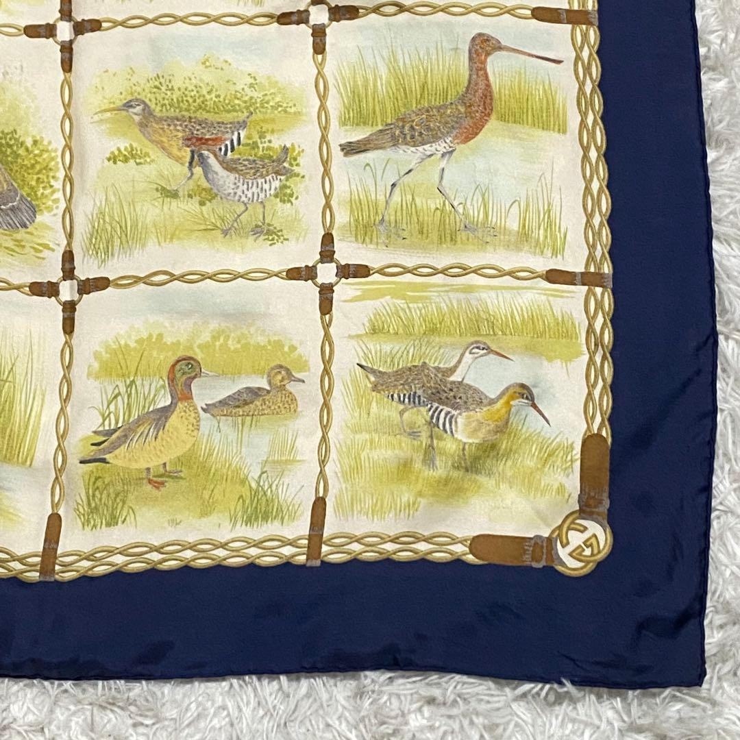 GUCCI Scarf Bird Square Interlocking - image 8