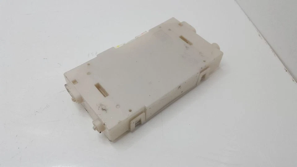 Temperature Computer AC Control Amplifier 2009 10 Nissan Maxima 277609N03B - Image 4 of 4