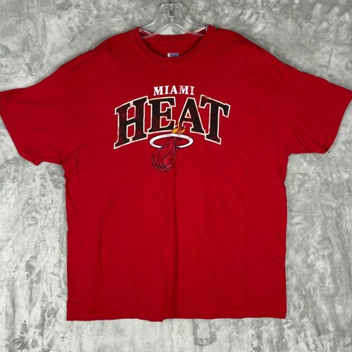 NBA Miami Heat Graphic T-Shirt Mens XL Red Short Sleeve Basketball Fan Gear