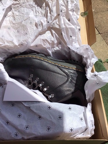 Dr Martens Outdoor 7A52 Stiefel schwarz neu im Karton UK 11