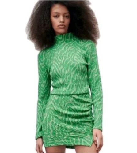NWT Zara SIZE MEDIUM Jacquard Top Green Long Sleeve Mock Neck Knit Crop ZEBRA - Picture 2 of 4