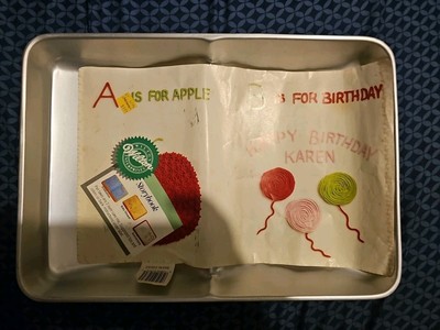 1987 Vintage Wilton Storybook Cake Pan 2105-972 Cover Insert. Has Some Dings. 