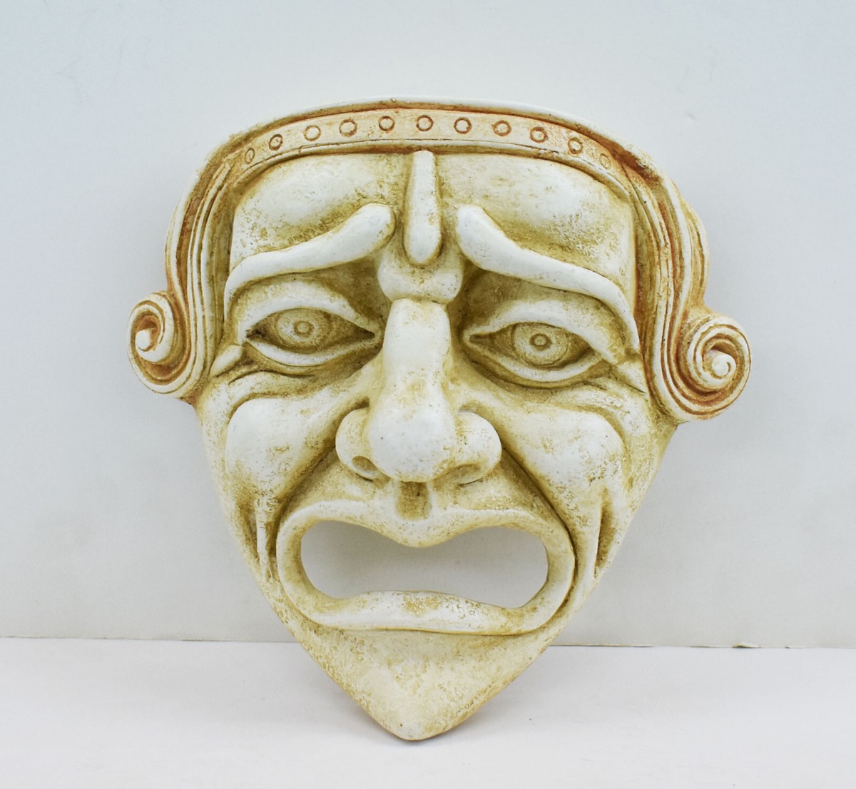 Easy Greek Mask easy-greek-mask