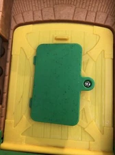Fisher Price Imaginext Eagle Talon Castle replacement Battery Cover Green Part