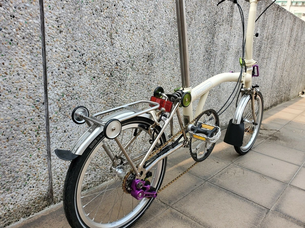 Brompton white 2025