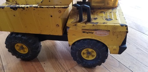 Vintage 1960s Tonka Mighty Dump YELLOW DUMP TRUCK - Picture 2 of 7