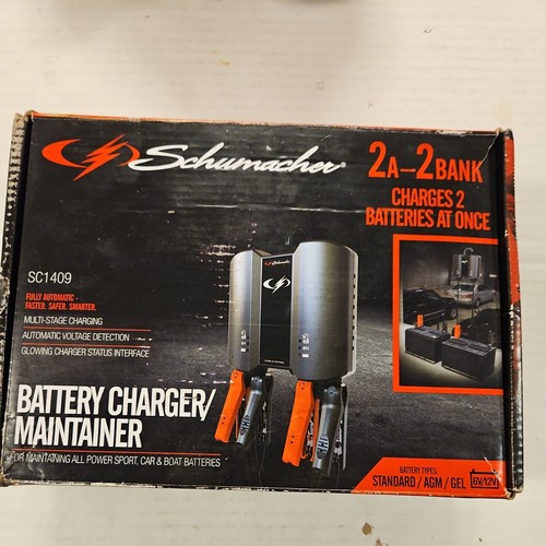 SCHUMACHER Battery Charger Maintainer Fully Automatic Multi-Stage Charging SC140
