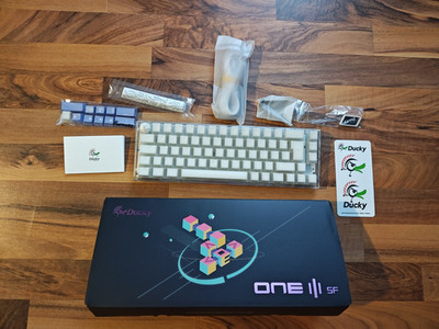 Ducky One 3 Aura White SF 65% Gaming Tastatur | Cherry MX Brown | DE | Neu