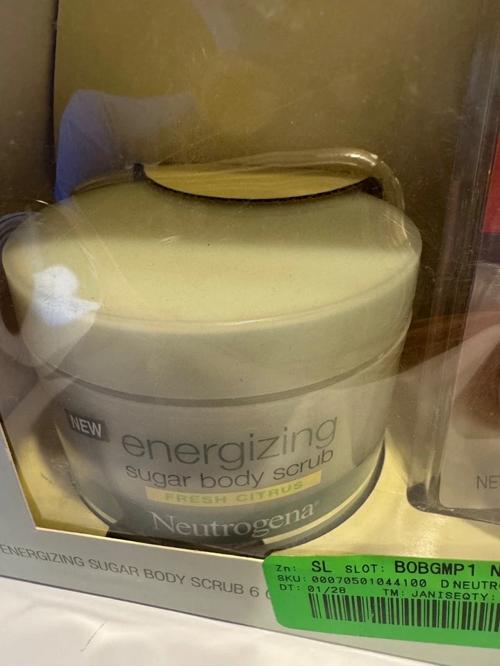 NEUTROGENA KIT- ENERGIZING SUGAR BODY SCRUB & LIB NUTRITION MANGO BALM NEW - Image 2 of 4