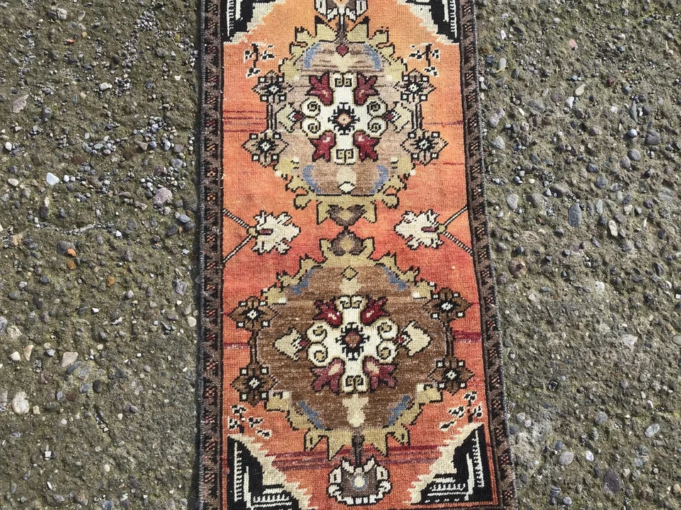 2x3 Doormat rugs - vintage Turkish Handmade Oushak Rug - Image 2 of 4