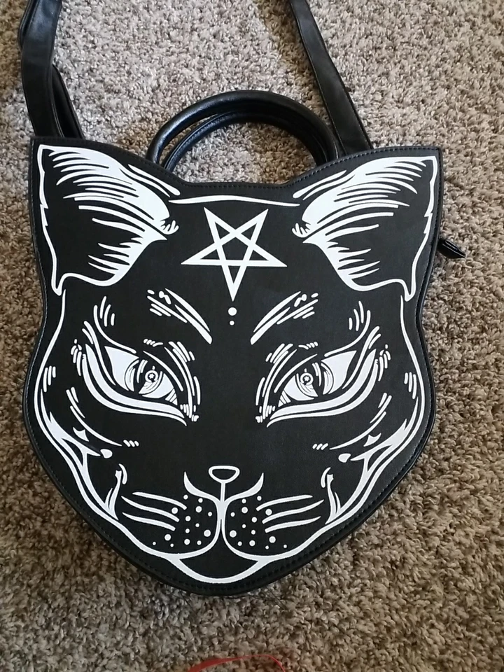Cartera para mujer estilo gótico punk prohibida alternativa cara de gato negra.    PB Foto 2 de 4