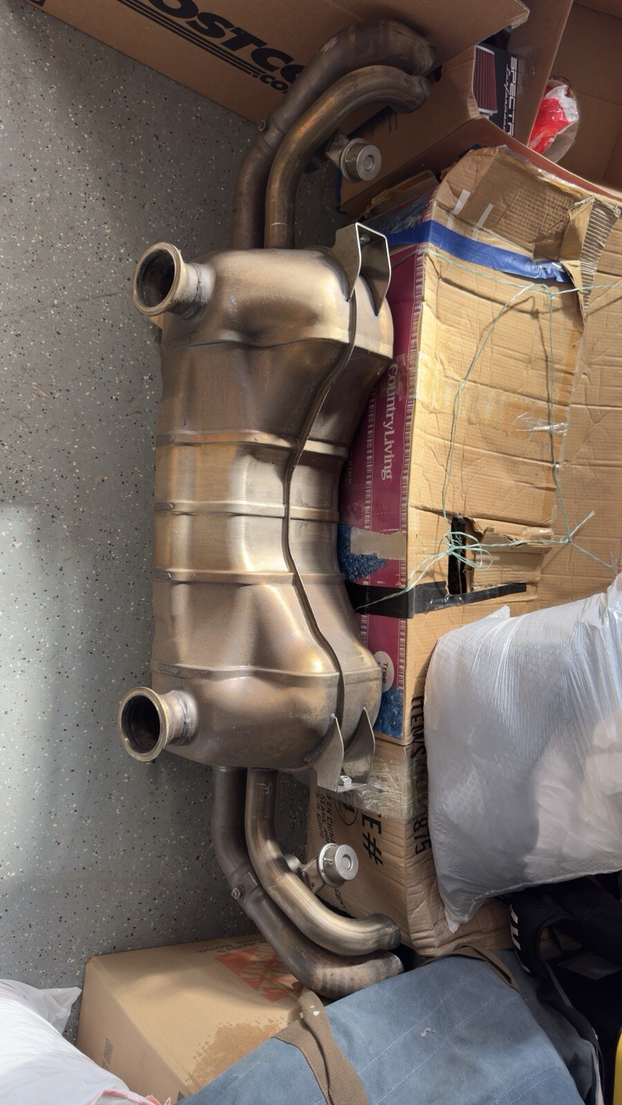 AUDI R8 2014 Spyder FACTORY GENUINE ORIGINAL EQUIPMENT EXHAUST MUFFLER SYSTEM