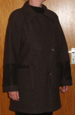 Designer Mantel dunkelbraun lang „Caroline Rohmer