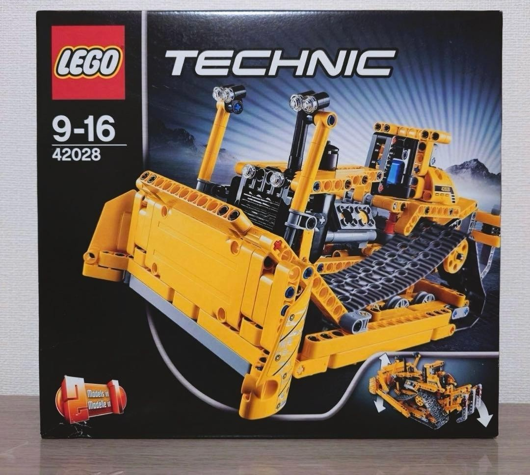 LEGO Technic 2in1 Bulldozer 42028 In 2014 New Retired | eBay