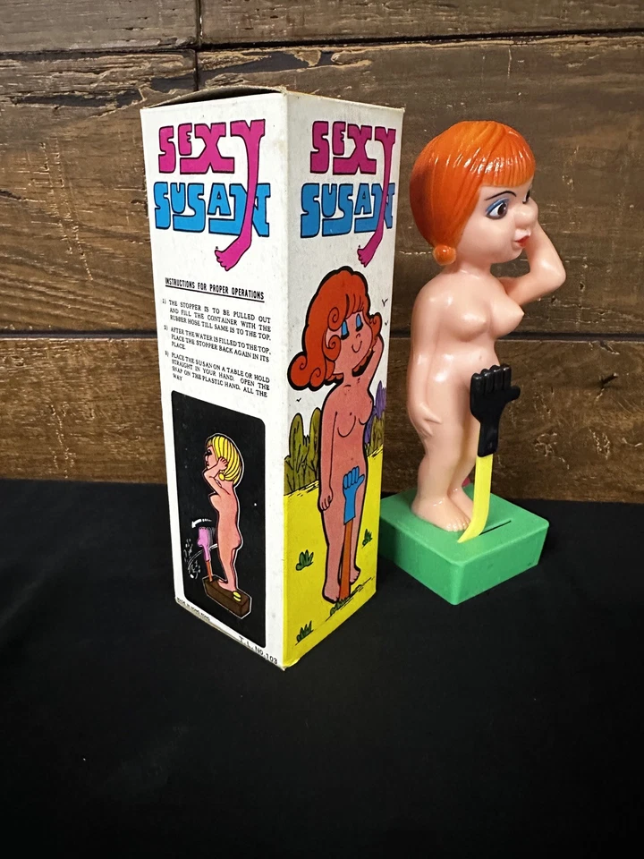 VINTAGE SEXY SUSAN Hong Kong Toy Risqué Novelty Gag Water Action RARE W/BOX - Image 4 of 4
