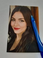 VICTORIA JUSTICE, DREAMY BEAUTIFUL, GLOSSY COLOR, 4X6 PHOTO, BRAND NEW 