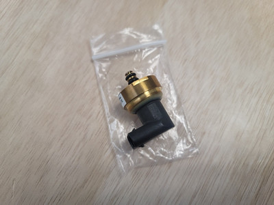 DORMAN OE SOLUTIONS 987-018 Fuel Pressure Sensor For Select Hyundai Genesis 9L1