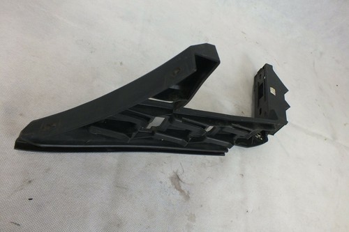 VW Touran 1T 3-06 Stossfänger hinten rechts Führungsprofil Leiste 1T0807376A