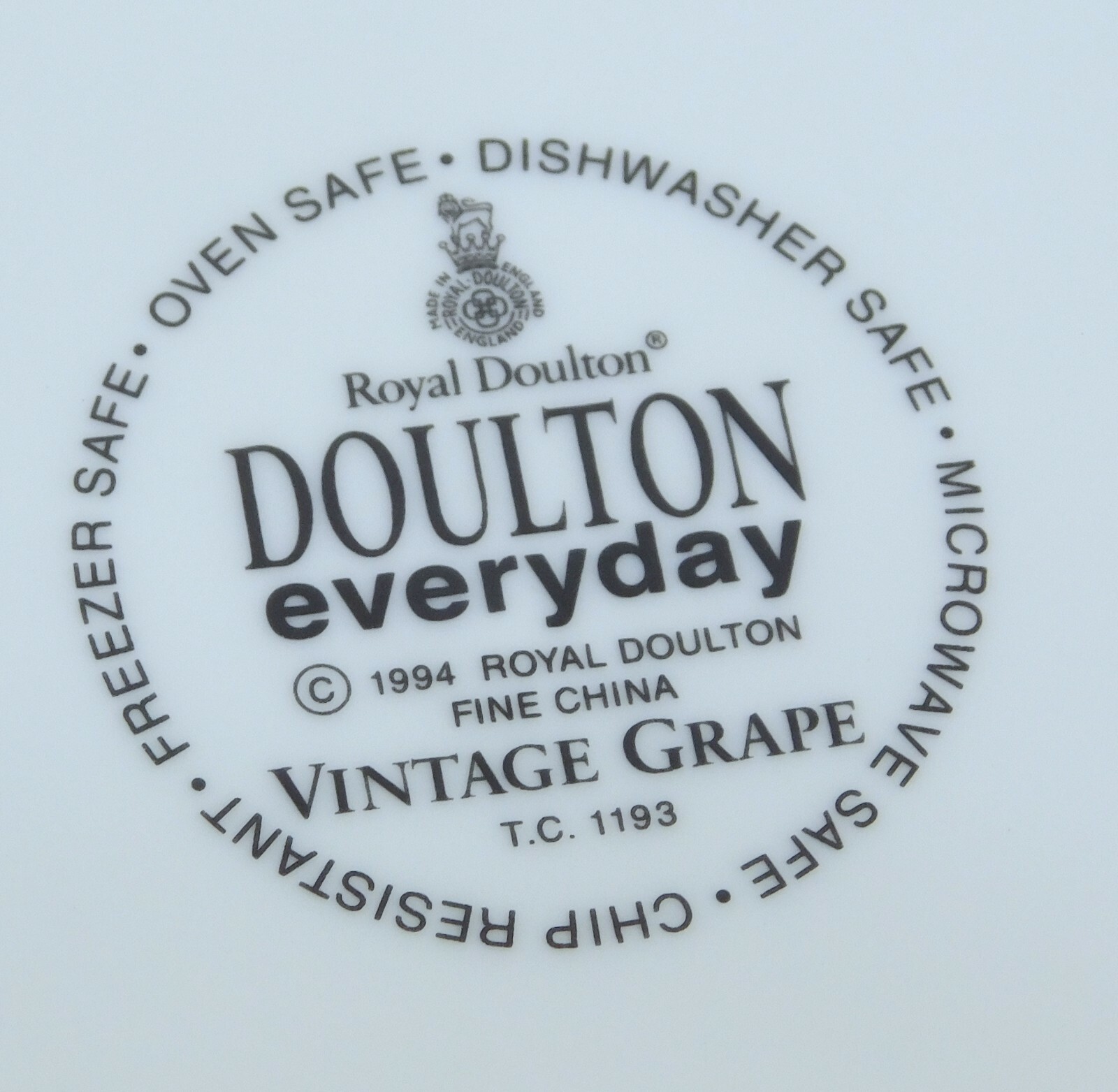 2 Royal Doulton Everyday Vintage Grape T.C. 1193 Dinner Plates eBay