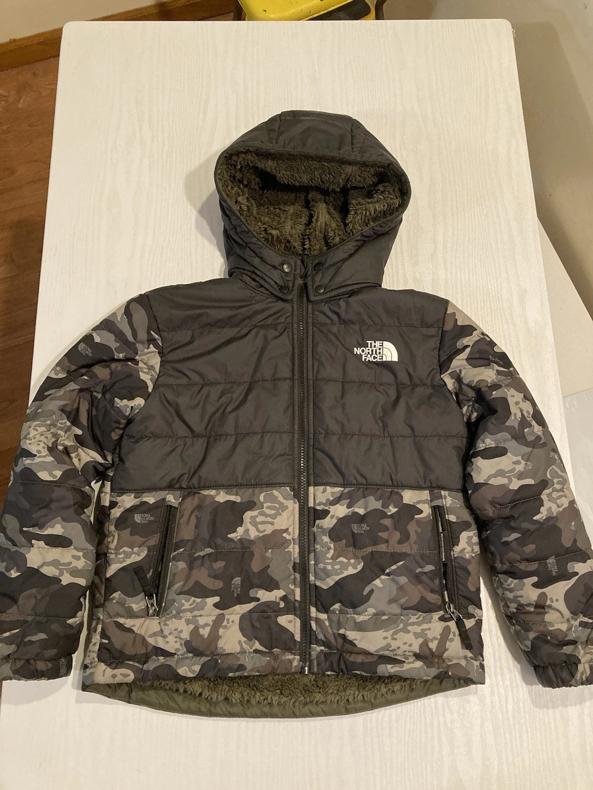 EUC The North Face Boys Youth Medium Camouflage Reversible Hooded Puffer Jacket